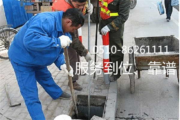 学校化粪池清理 小心发 粪 涂墙 服务场景图1